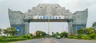 ESAI ARSITEKTUR: Empat Gapura, Empat Zaman